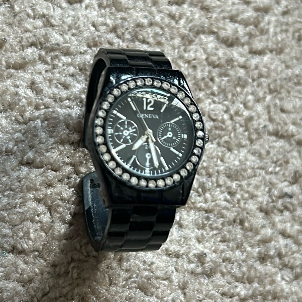Geneva women’s vintage black/silver triple dial bangle bracelet‎ watch one size